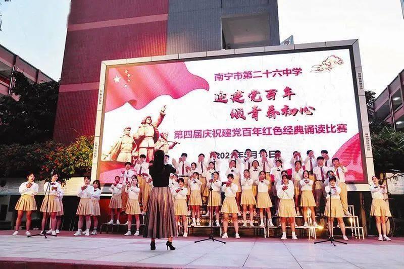 深入了解大学生对辅导员的评价和意见怎么写? - 热议、分享、交流的红迪网平台